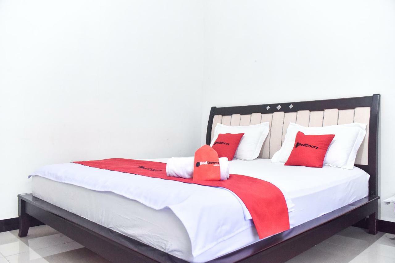 Reddoorz Near Sultan Hasanuddin Airport 2 Wisma tamu Manda